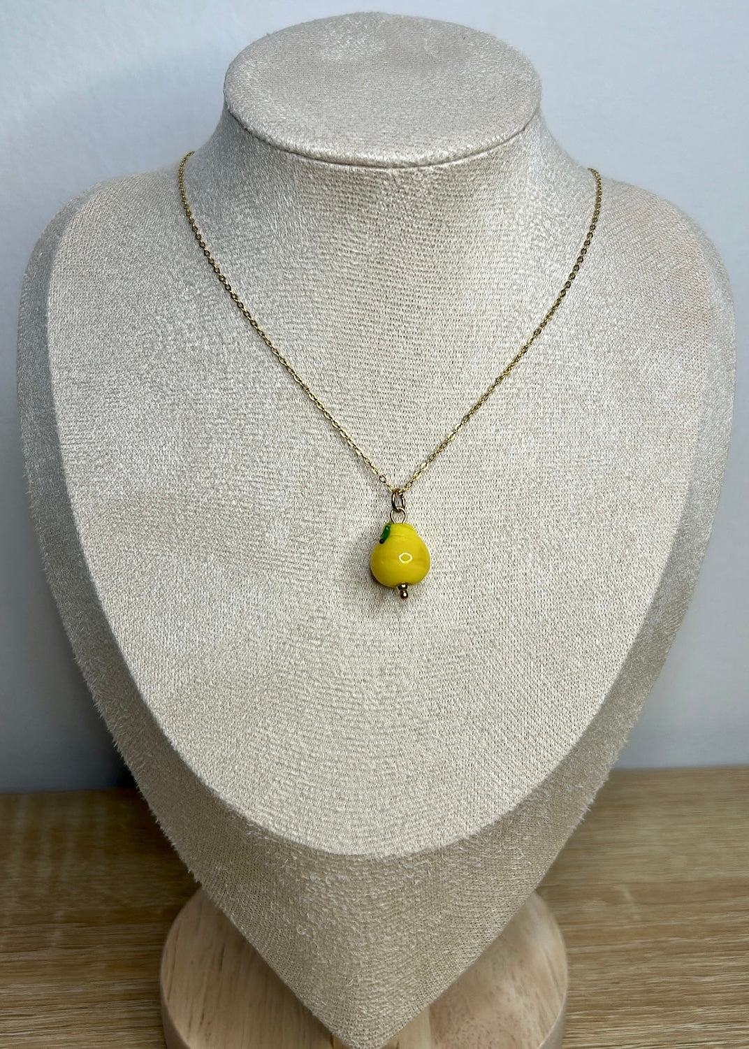 Collier Poire