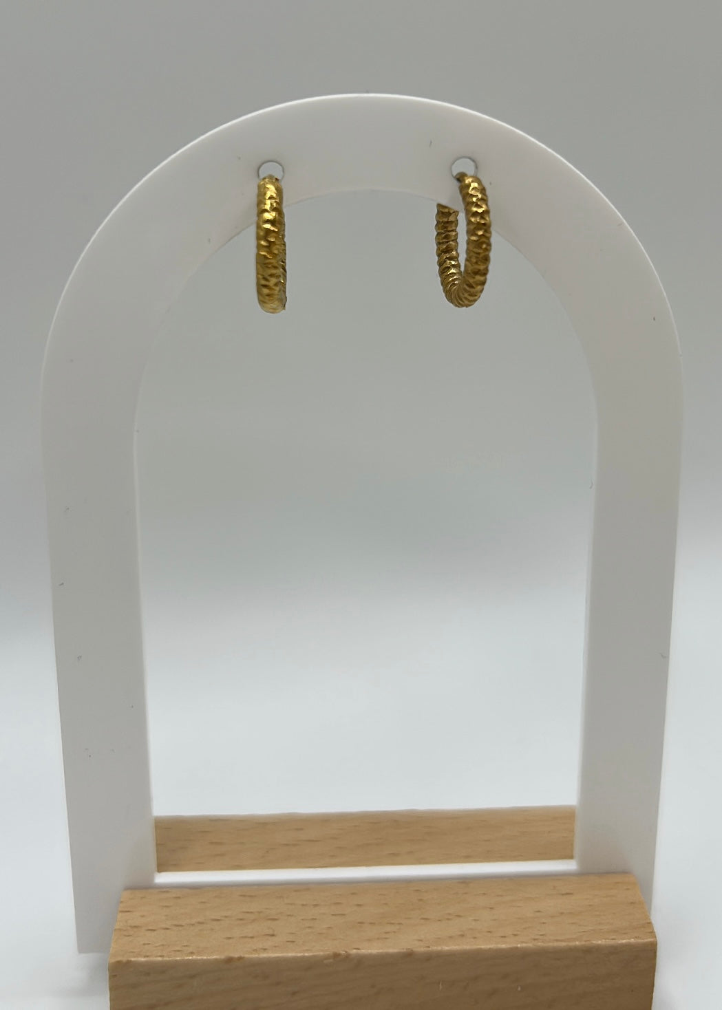 Boucle d'oreille créole martelé