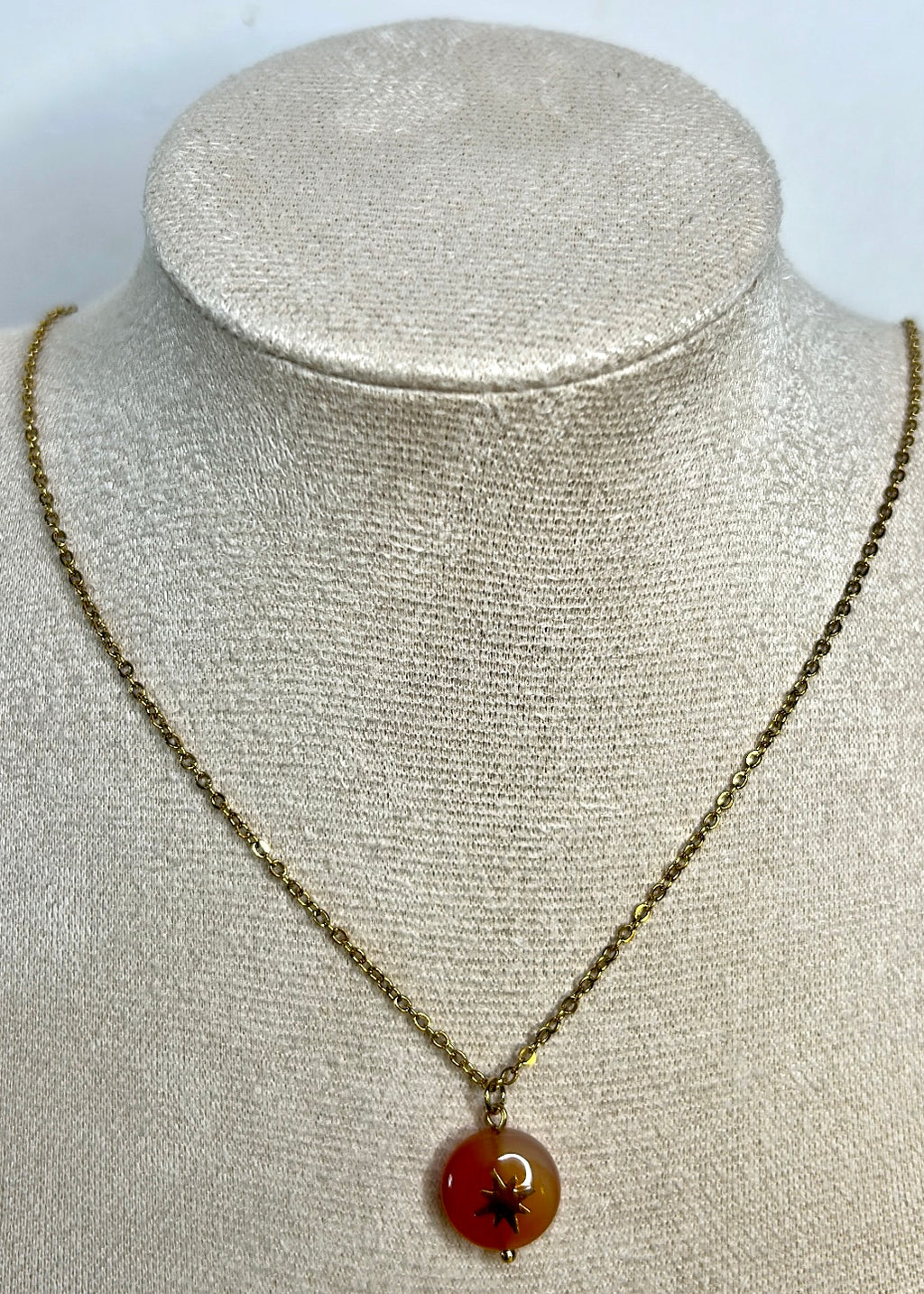 Collier Nova